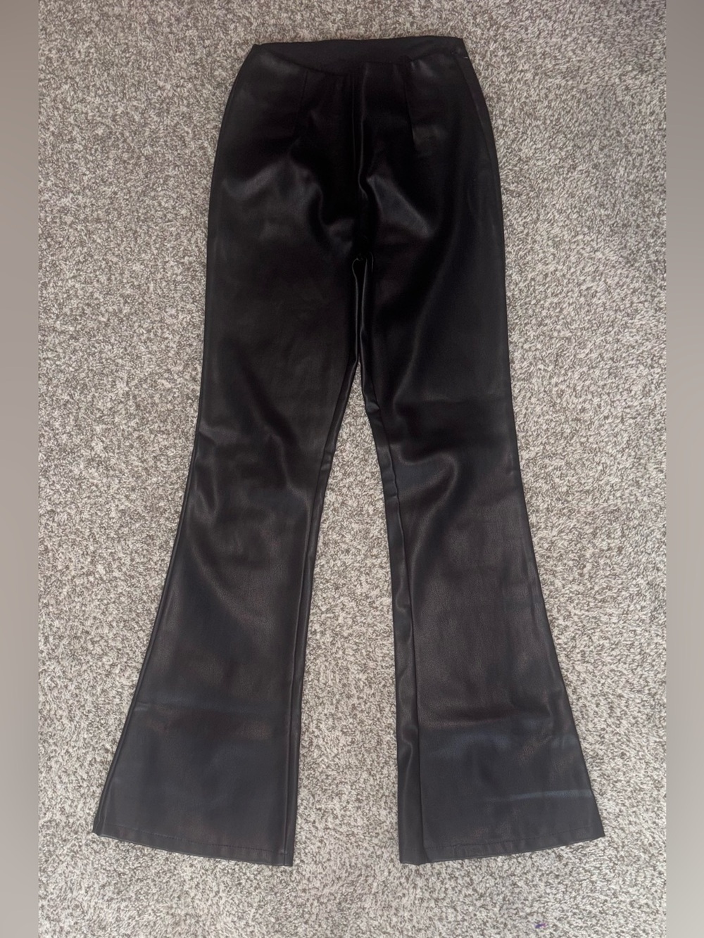 ASOS DESIGN Black Faux Leather Flare Pants Petite US 2 | Y2K Vegan Leather - Picture 2 of 4